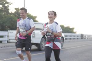 BIB: 2945, 388
                            <button type="button" onclick="openModal(6382118)" class="btn btn-primary btn-sm float-right btn-popup" data-toggle="modal" data-target=".modal-high-quality">
                        <i class="fas fa-shopping-cart"></i> Add to Cart
                    </button>
                                            <button type="button" onclick="isThisMe(6382118, true)" class="btn btn-success btn-sm float-right btn-popup btn-isme hidden" data-toggle="tooltip" data-placement="bottom" title="นี่คือรูปของคุณใช่ไหม คลิกที่นี่เพื่อเอาเข้าอัลบั้ม">
                        <i class="fas fa-plus"></i> Add to album
                    </button>
                    <button type="button" onclick="isThisMe(6382118, false)" class="btn btn-warning btn-sm float-right btn-popup btn-isnotme hidden">
                        <i class="fas fa-ban"></i> Remove from album
                    </button>