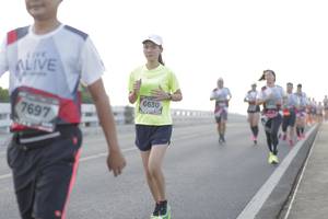 BIB: 6630, 7697
                            <button type="button" onclick="openModal(6384227)" class="btn btn-primary btn-sm float-right btn-popup" data-toggle="modal" data-target=".modal-high-quality">
                        <i class="fas fa-shopping-cart"></i> Add to Cart
                    </button>
                                            <button type="button" onclick="isThisMe(6384227, true)" class="btn btn-success btn-sm float-right btn-popup btn-isme hidden" data-toggle="tooltip" data-placement="bottom" title="นี่คือรูปของคุณใช่ไหม คลิกที่นี่เพื่อเอาเข้าอัลบั้ม">
                        <i class="fas fa-plus"></i> Add to album
                    </button>
                    <button type="button" onclick="isThisMe(6384227, false)" class="btn btn-warning btn-sm float-right btn-popup btn-isnotme hidden">
                        <i class="fas fa-ban"></i> Remove from album
                    </button>