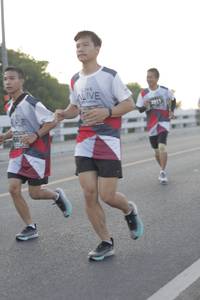 BIB: 2911
                            <button type="button" onclick="openModal(6383471)" class="btn btn-primary btn-sm float-right btn-popup" data-toggle="modal" data-target=".modal-high-quality">
                        <i class="fas fa-shopping-cart"></i> Add to Cart
                    </button>
                                            <button type="button" onclick="isThisMe(6383471, true)" class="btn btn-success btn-sm float-right btn-popup btn-isme hidden" data-toggle="tooltip" data-placement="bottom" title="นี่คือรูปของคุณใช่ไหม คลิกที่นี่เพื่อเอาเข้าอัลบั้ม">
                        <i class="fas fa-plus"></i> Add to album
                    </button>
                    <button type="button" onclick="isThisMe(6383471, false)" class="btn btn-warning btn-sm float-right btn-popup btn-isnotme hidden">
                        <i class="fas fa-ban"></i> Remove from album
                    </button>