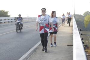 BIB: 7081, 263
                            <button type="button" onclick="openModal(6378628)" class="btn btn-primary btn-sm float-right btn-popup" data-toggle="modal" data-target=".modal-high-quality">
                        <i class="fas fa-shopping-cart"></i> Add to Cart
                    </button>
                                            <button type="button" onclick="isThisMe(6378628, true)" class="btn btn-success btn-sm float-right btn-popup btn-isme hidden" data-toggle="tooltip" data-placement="bottom" title="นี่คือรูปของคุณใช่ไหม คลิกที่นี่เพื่อเอาเข้าอัลบั้ม">
                        <i class="fas fa-plus"></i> Add to album
                    </button>
                    <button type="button" onclick="isThisMe(6378628, false)" class="btn btn-warning btn-sm float-right btn-popup btn-isnotme hidden">
                        <i class="fas fa-ban"></i> Remove from album
                    </button>