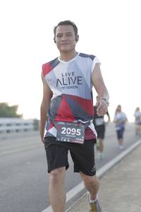 BIB: 2095, 123
                            <button type="button" onclick="openModal(6383803)" class="btn btn-primary btn-sm float-right btn-popup" data-toggle="modal" data-target=".modal-high-quality">
                        <i class="fas fa-shopping-cart"></i> Add to Cart
                    </button>
                                            <button type="button" onclick="isThisMe(6383803, true)" class="btn btn-success btn-sm float-right btn-popup btn-isme hidden" data-toggle="tooltip" data-placement="bottom" title="นี่คือรูปของคุณใช่ไหม คลิกที่นี่เพื่อเอาเข้าอัลบั้ม">
                        <i class="fas fa-plus"></i> Add to album
                    </button>
                    <button type="button" onclick="isThisMe(6383803, false)" class="btn btn-warning btn-sm float-right btn-popup btn-isnotme hidden">
                        <i class="fas fa-ban"></i> Remove from album
                    </button>