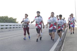 BIB: 6053, 6131, 6741, 6015
                            <button type="button" onclick="openModal(6385049)" class="btn btn-primary btn-sm float-right btn-popup" data-toggle="modal" data-target=".modal-high-quality">
                        <i class="fas fa-shopping-cart"></i> Add to Cart
                    </button>
                                            <button type="button" onclick="isThisMe(6385049, true)" class="btn btn-success btn-sm float-right btn-popup btn-isme hidden" data-toggle="tooltip" data-placement="bottom" title="นี่คือรูปของคุณใช่ไหม คลิกที่นี่เพื่อเอาเข้าอัลบั้ม">
                        <i class="fas fa-plus"></i> Add to album
                    </button>
                    <button type="button" onclick="isThisMe(6385049, false)" class="btn btn-warning btn-sm float-right btn-popup btn-isnotme hidden">
                        <i class="fas fa-ban"></i> Remove from album
                    </button>