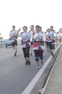 BIB: 6430, 6491, 6532
                            <button type="button" onclick="openModal(6387606)" class="btn btn-primary btn-sm float-right btn-popup" data-toggle="modal" data-target=".modal-high-quality">
                        <i class="fas fa-shopping-cart"></i> Add to Cart
                    </button>
                                            <button type="button" onclick="isThisMe(6387606, true)" class="btn btn-success btn-sm float-right btn-popup btn-isme hidden" data-toggle="tooltip" data-placement="bottom" title="นี่คือรูปของคุณใช่ไหม คลิกที่นี่เพื่อเอาเข้าอัลบั้ม">
                        <i class="fas fa-plus"></i> Add to album
                    </button>
                    <button type="button" onclick="isThisMe(6387606, false)" class="btn btn-warning btn-sm float-right btn-popup btn-isnotme hidden">
                        <i class="fas fa-ban"></i> Remove from album
                    </button>