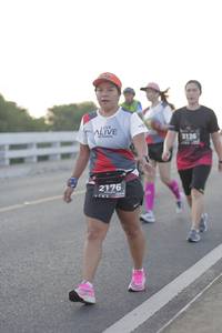 BIB: 3126, 2176
                            <button type="button" onclick="openModal(6383610)" class="btn btn-primary btn-sm float-right btn-popup" data-toggle="modal" data-target=".modal-high-quality">
                        <i class="fas fa-shopping-cart"></i> Add to Cart
                    </button>
                                            <button type="button" onclick="isThisMe(6383610, true)" class="btn btn-success btn-sm float-right btn-popup btn-isme hidden" data-toggle="tooltip" data-placement="bottom" title="นี่คือรูปของคุณใช่ไหม คลิกที่นี่เพื่อเอาเข้าอัลบั้ม">
                        <i class="fas fa-plus"></i> Add to album
                    </button>
                    <button type="button" onclick="isThisMe(6383610, false)" class="btn btn-warning btn-sm float-right btn-popup btn-isnotme hidden">
                        <i class="fas fa-ban"></i> Remove from album
                    </button>