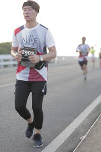 BIB: 290
                            <button type="button" onclick="openModal(6381927)" class="btn btn-primary btn-sm float-right btn-popup" data-toggle="modal" data-target=".modal-high-quality">
                        <i class="fas fa-shopping-cart"></i> Add to Cart
                    </button>
                                            <button type="button" onclick="isThisMe(6381927, true)" class="btn btn-success btn-sm float-right btn-popup btn-isme hidden" data-toggle="tooltip" data-placement="bottom" title="นี่คือรูปของคุณใช่ไหม คลิกที่นี่เพื่อเอาเข้าอัลบั้ม">
                        <i class="fas fa-plus"></i> Add to album
                    </button>
                    <button type="button" onclick="isThisMe(6381927, false)" class="btn btn-warning btn-sm float-right btn-popup btn-isnotme hidden">
                        <i class="fas fa-ban"></i> Remove from album
                    </button>