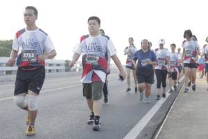 BIB: 6720, 3753, 6684
                            <button type="button" onclick="openModal(6377635)" class="btn btn-primary btn-sm float-right btn-popup" data-toggle="modal" data-target=".modal-high-quality">
                        <i class="fas fa-shopping-cart"></i> Add to Cart
                    </button>
                                            <button type="button" onclick="isThisMe(6377635, true)" class="btn btn-success btn-sm float-right btn-popup btn-isme hidden" data-toggle="tooltip" data-placement="bottom" title="นี่คือรูปของคุณใช่ไหม คลิกที่นี่เพื่อเอาเข้าอัลบั้ม">
                        <i class="fas fa-plus"></i> Add to album
                    </button>
                    <button type="button" onclick="isThisMe(6377635, false)" class="btn btn-warning btn-sm float-right btn-popup btn-isnotme hidden">
                        <i class="fas fa-ban"></i> Remove from album
                    </button>