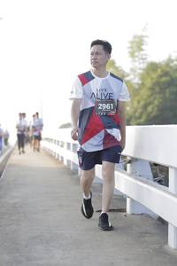 BIB: 2961
                            <button type="button" onclick="openModal(6378141)" class="btn btn-primary btn-sm float-right btn-popup" data-toggle="modal" data-target=".modal-high-quality">
                        <i class="fas fa-shopping-cart"></i> Add to Cart
                    </button>
                                            <button type="button" onclick="isThisMe(6378141, true)" class="btn btn-success btn-sm float-right btn-popup btn-isme hidden" data-toggle="tooltip" data-placement="bottom" title="นี่คือรูปของคุณใช่ไหม คลิกที่นี่เพื่อเอาเข้าอัลบั้ม">
                        <i class="fas fa-plus"></i> Add to album
                    </button>
                    <button type="button" onclick="isThisMe(6378141, false)" class="btn btn-warning btn-sm float-right btn-popup btn-isnotme hidden">
                        <i class="fas fa-ban"></i> Remove from album
                    </button>