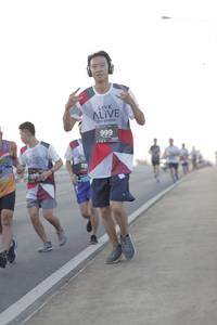 BIB: 999, 896
                            <button type="button" onclick="openModal(6381173)" class="btn btn-primary btn-sm float-right btn-popup" data-toggle="modal" data-target=".modal-high-quality">
                        <i class="fas fa-shopping-cart"></i> Add to Cart
                    </button>
                                            <button type="button" onclick="isThisMe(6381173, true)" class="btn btn-success btn-sm float-right btn-popup btn-isme hidden" data-toggle="tooltip" data-placement="bottom" title="นี่คือรูปของคุณใช่ไหม คลิกที่นี่เพื่อเอาเข้าอัลบั้ม">
                        <i class="fas fa-plus"></i> Add to album
                    </button>
                    <button type="button" onclick="isThisMe(6381173, false)" class="btn btn-warning btn-sm float-right btn-popup btn-isnotme hidden">
                        <i class="fas fa-ban"></i> Remove from album
                    </button>