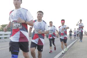 BIB: 3774, 7537
                            <button type="button" onclick="openModal(6383142)" class="btn btn-primary btn-sm float-right btn-popup" data-toggle="modal" data-target=".modal-high-quality">
                        <i class="fas fa-shopping-cart"></i> Add to Cart
                    </button>
                                            <button type="button" onclick="isThisMe(6383142, true)" class="btn btn-success btn-sm float-right btn-popup btn-isme hidden" data-toggle="tooltip" data-placement="bottom" title="นี่คือรูปของคุณใช่ไหม คลิกที่นี่เพื่อเอาเข้าอัลบั้ม">
                        <i class="fas fa-plus"></i> Add to album
                    </button>
                    <button type="button" onclick="isThisMe(6383142, false)" class="btn btn-warning btn-sm float-right btn-popup btn-isnotme hidden">
                        <i class="fas fa-ban"></i> Remove from album
                    </button>