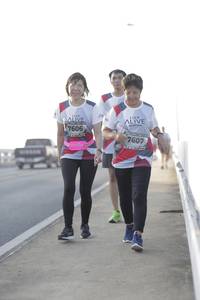 BIB: 7606, 7607
                            <button type="button" onclick="openModal(6378594)" class="btn btn-primary btn-sm float-right btn-popup" data-toggle="modal" data-target=".modal-high-quality">
                        <i class="fas fa-shopping-cart"></i> Add to Cart
                    </button>
                                            <button type="button" onclick="isThisMe(6378594, true)" class="btn btn-success btn-sm float-right btn-popup btn-isme hidden" data-toggle="tooltip" data-placement="bottom" title="นี่คือรูปของคุณใช่ไหม คลิกที่นี่เพื่อเอาเข้าอัลบั้ม">
                        <i class="fas fa-plus"></i> Add to album
                    </button>
                    <button type="button" onclick="isThisMe(6378594, false)" class="btn btn-warning btn-sm float-right btn-popup btn-isnotme hidden">
                        <i class="fas fa-ban"></i> Remove from album
                    </button>