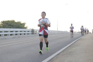 BIB: 2991
                            <button type="button" onclick="openModal(6381211)" class="btn btn-primary btn-sm float-right btn-popup" data-toggle="modal" data-target=".modal-high-quality">
                        <i class="fas fa-shopping-cart"></i> Add to Cart
                    </button>
                                            <button type="button" onclick="isThisMe(6381211, true)" class="btn btn-success btn-sm float-right btn-popup btn-isme hidden" data-toggle="tooltip" data-placement="bottom" title="นี่คือรูปของคุณใช่ไหม คลิกที่นี่เพื่อเอาเข้าอัลบั้ม">
                        <i class="fas fa-plus"></i> Add to album
                    </button>
                    <button type="button" onclick="isThisMe(6381211, false)" class="btn btn-warning btn-sm float-right btn-popup btn-isnotme hidden">
                        <i class="fas fa-ban"></i> Remove from album
                    </button>