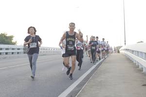 BIB: 3040
                            <button type="button" onclick="openModal(6381867)" class="btn btn-primary btn-sm float-right btn-popup" data-toggle="modal" data-target=".modal-high-quality">
                        <i class="fas fa-shopping-cart"></i> Add to Cart
                    </button>
                                            <button type="button" onclick="isThisMe(6381867, true)" class="btn btn-success btn-sm float-right btn-popup btn-isme hidden" data-toggle="tooltip" data-placement="bottom" title="นี่คือรูปของคุณใช่ไหม คลิกที่นี่เพื่อเอาเข้าอัลบั้ม">
                        <i class="fas fa-plus"></i> Add to album
                    </button>
                    <button type="button" onclick="isThisMe(6381867, false)" class="btn btn-warning btn-sm float-right btn-popup btn-isnotme hidden">
                        <i class="fas fa-ban"></i> Remove from album
                    </button>