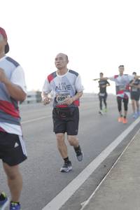 BIB: 699
                            <button type="button" onclick="openModal(6381766)" class="btn btn-primary btn-sm float-right btn-popup" data-toggle="modal" data-target=".modal-high-quality">
                        <i class="fas fa-shopping-cart"></i> Add to Cart
                    </button>
                                            <button type="button" onclick="isThisMe(6381766, true)" class="btn btn-success btn-sm float-right btn-popup btn-isme hidden" data-toggle="tooltip" data-placement="bottom" title="นี่คือรูปของคุณใช่ไหม คลิกที่นี่เพื่อเอาเข้าอัลบั้ม">
                        <i class="fas fa-plus"></i> Add to album
                    </button>
                    <button type="button" onclick="isThisMe(6381766, false)" class="btn btn-warning btn-sm float-right btn-popup btn-isnotme hidden">
                        <i class="fas fa-ban"></i> Remove from album
                    </button>