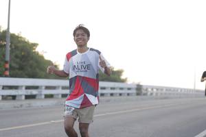 BIB: 640
                            <button type="button" onclick="openModal(6381251)" class="btn btn-primary btn-sm float-right btn-popup" data-toggle="modal" data-target=".modal-high-quality">
                        <i class="fas fa-shopping-cart"></i> Add to Cart
                    </button>
                                            <button type="button" onclick="isThisMe(6381251, true)" class="btn btn-success btn-sm float-right btn-popup btn-isme hidden" data-toggle="tooltip" data-placement="bottom" title="นี่คือรูปของคุณใช่ไหม คลิกที่นี่เพื่อเอาเข้าอัลบั้ม">
                        <i class="fas fa-plus"></i> Add to album
                    </button>
                    <button type="button" onclick="isThisMe(6381251, false)" class="btn btn-warning btn-sm float-right btn-popup btn-isnotme hidden">
                        <i class="fas fa-ban"></i> Remove from album
                    </button>