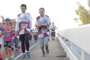 BIB: 6831, 7755, 5540, 6025
                            <button type="button" onclick="openModal(6383561)" class="btn btn-primary btn-sm float-right btn-popup" data-toggle="modal" data-target=".modal-high-quality">
                        <i class="fas fa-shopping-cart"></i> Add to Cart
                    </button>
                                            <button type="button" onclick="isThisMe(6383561, true)" class="btn btn-success btn-sm float-right btn-popup btn-isme hidden" data-toggle="tooltip" data-placement="bottom" title="นี่คือรูปของคุณใช่ไหม คลิกที่นี่เพื่อเอาเข้าอัลบั้ม">
                        <i class="fas fa-plus"></i> Add to album
                    </button>
                    <button type="button" onclick="isThisMe(6383561, false)" class="btn btn-warning btn-sm float-right btn-popup btn-isnotme hidden">
                        <i class="fas fa-ban"></i> Remove from album
                    </button>