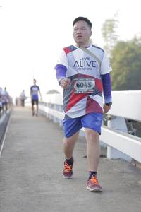 BIB: 6045
                            <button type="button" onclick="openModal(6387034)" class="btn btn-primary btn-sm float-right btn-popup" data-toggle="modal" data-target=".modal-high-quality">
                        <i class="fas fa-shopping-cart"></i> Add to Cart
                    </button>
                                            <button type="button" onclick="isThisMe(6387034, true)" class="btn btn-success btn-sm float-right btn-popup btn-isme hidden" data-toggle="tooltip" data-placement="bottom" title="นี่คือรูปของคุณใช่ไหม คลิกที่นี่เพื่อเอาเข้าอัลบั้ม">
                        <i class="fas fa-plus"></i> Add to album
                    </button>
                    <button type="button" onclick="isThisMe(6387034, false)" class="btn btn-warning btn-sm float-right btn-popup btn-isnotme hidden">
                        <i class="fas fa-ban"></i> Remove from album
                    </button>