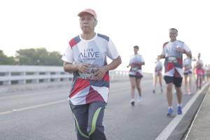 BIB: 
                            <button type="button" onclick="openModal(6377778)" class="btn btn-primary btn-sm float-right btn-popup" data-toggle="modal" data-target=".modal-high-quality">
                        <i class="fas fa-shopping-cart"></i> Add to Cart
                    </button>
                                            <button type="button" onclick="isThisMe(6377778, true)" class="btn btn-success btn-sm float-right btn-popup btn-isme hidden" data-toggle="tooltip" data-placement="bottom" title="นี่คือรูปของคุณใช่ไหม คลิกที่นี่เพื่อเอาเข้าอัลบั้ม">
                        <i class="fas fa-plus"></i> Add to album
                    </button>
                    <button type="button" onclick="isThisMe(6377778, false)" class="btn btn-warning btn-sm float-right btn-popup btn-isnotme hidden">
                        <i class="fas fa-ban"></i> Remove from album
                    </button>