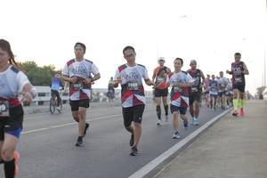 BIB: 3669, 3042
                            <button type="button" onclick="openModal(6380963)" class="btn btn-primary btn-sm float-right btn-popup" data-toggle="modal" data-target=".modal-high-quality">
                        <i class="fas fa-shopping-cart"></i> Add to Cart
                    </button>
                                            <button type="button" onclick="isThisMe(6380963, true)" class="btn btn-success btn-sm float-right btn-popup btn-isme hidden" data-toggle="tooltip" data-placement="bottom" title="นี่คือรูปของคุณใช่ไหม คลิกที่นี่เพื่อเอาเข้าอัลบั้ม">
                        <i class="fas fa-plus"></i> Add to album
                    </button>
                    <button type="button" onclick="isThisMe(6380963, false)" class="btn btn-warning btn-sm float-right btn-popup btn-isnotme hidden">
                        <i class="fas fa-ban"></i> Remove from album
                    </button>