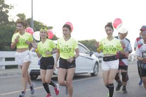 BIB: 
                            <button type="button" onclick="openModal(6381948)" class="btn btn-primary btn-sm float-right btn-popup" data-toggle="modal" data-target=".modal-high-quality">
                        <i class="fas fa-shopping-cart"></i> Add to Cart
                    </button>
                                            <button type="button" onclick="isThisMe(6381948, true)" class="btn btn-success btn-sm float-right btn-popup btn-isme hidden" data-toggle="tooltip" data-placement="bottom" title="นี่คือรูปของคุณใช่ไหม คลิกที่นี่เพื่อเอาเข้าอัลบั้ม">
                        <i class="fas fa-plus"></i> Add to album
                    </button>
                    <button type="button" onclick="isThisMe(6381948, false)" class="btn btn-warning btn-sm float-right btn-popup btn-isnotme hidden">
                        <i class="fas fa-ban"></i> Remove from album
                    </button>