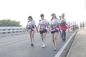 BIB: 7186, 7253, 7166
                            <button type="button" onclick="openModal(6377788)" class="btn btn-primary btn-sm float-right btn-popup" data-toggle="modal" data-target=".modal-high-quality">
                        <i class="fas fa-shopping-cart"></i> Add to Cart
                    </button>
                                            <button type="button" onclick="isThisMe(6377788, true)" class="btn btn-success btn-sm float-right btn-popup btn-isme hidden" data-toggle="tooltip" data-placement="bottom" title="นี่คือรูปของคุณใช่ไหม คลิกที่นี่เพื่อเอาเข้าอัลบั้ม">
                        <i class="fas fa-plus"></i> Add to album
                    </button>
                    <button type="button" onclick="isThisMe(6377788, false)" class="btn btn-warning btn-sm float-right btn-popup btn-isnotme hidden">
                        <i class="fas fa-ban"></i> Remove from album
                    </button>