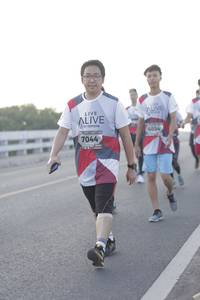 BIB: 4854, 7044
                            <button type="button" onclick="openModal(6387489)" class="btn btn-primary btn-sm float-right btn-popup" data-toggle="modal" data-target=".modal-high-quality">
                        <i class="fas fa-shopping-cart"></i> Add to Cart
                    </button>
                                            <button type="button" onclick="isThisMe(6387489, true)" class="btn btn-success btn-sm float-right btn-popup btn-isme hidden" data-toggle="tooltip" data-placement="bottom" title="นี่คือรูปของคุณใช่ไหม คลิกที่นี่เพื่อเอาเข้าอัลบั้ม">
                        <i class="fas fa-plus"></i> Add to album
                    </button>
                    <button type="button" onclick="isThisMe(6387489, false)" class="btn btn-warning btn-sm float-right btn-popup btn-isnotme hidden">
                        <i class="fas fa-ban"></i> Remove from album
                    </button>