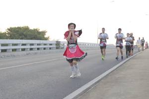 BIB: 3863
                            <button type="button" onclick="openModal(6381279)" class="btn btn-primary btn-sm float-right btn-popup" data-toggle="modal" data-target=".modal-high-quality">
                        <i class="fas fa-shopping-cart"></i> Add to Cart
                    </button>
                                            <button type="button" onclick="isThisMe(6381279, true)" class="btn btn-success btn-sm float-right btn-popup btn-isme hidden" data-toggle="tooltip" data-placement="bottom" title="นี่คือรูปของคุณใช่ไหม คลิกที่นี่เพื่อเอาเข้าอัลบั้ม">
                        <i class="fas fa-plus"></i> Add to album
                    </button>
                    <button type="button" onclick="isThisMe(6381279, false)" class="btn btn-warning btn-sm float-right btn-popup btn-isnotme hidden">
                        <i class="fas fa-ban"></i> Remove from album
                    </button>