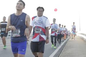 BIB: 7057, 6892
                            <button type="button" onclick="openModal(6387447)" class="btn btn-primary btn-sm float-right btn-popup" data-toggle="modal" data-target=".modal-high-quality">
                        <i class="fas fa-shopping-cart"></i> Add to Cart
                    </button>
                                            <button type="button" onclick="isThisMe(6387447, true)" class="btn btn-success btn-sm float-right btn-popup btn-isme hidden" data-toggle="tooltip" data-placement="bottom" title="นี่คือรูปของคุณใช่ไหม คลิกที่นี่เพื่อเอาเข้าอัลบั้ม">
                        <i class="fas fa-plus"></i> Add to album
                    </button>
                    <button type="button" onclick="isThisMe(6387447, false)" class="btn btn-warning btn-sm float-right btn-popup btn-isnotme hidden">
                        <i class="fas fa-ban"></i> Remove from album
                    </button>