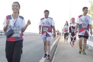 BIB: 7127, 7124, 534
                            <button type="button" onclick="openModal(6378211)" class="btn btn-primary btn-sm float-right btn-popup" data-toggle="modal" data-target=".modal-high-quality">
                        <i class="fas fa-shopping-cart"></i> Add to Cart
                    </button>
                                            <button type="button" onclick="isThisMe(6378211, true)" class="btn btn-success btn-sm float-right btn-popup btn-isme hidden" data-toggle="tooltip" data-placement="bottom" title="นี่คือรูปของคุณใช่ไหม คลิกที่นี่เพื่อเอาเข้าอัลบั้ม">
                        <i class="fas fa-plus"></i> Add to album
                    </button>
                    <button type="button" onclick="isThisMe(6378211, false)" class="btn btn-warning btn-sm float-right btn-popup btn-isnotme hidden">
                        <i class="fas fa-ban"></i> Remove from album
                    </button>