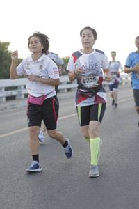 BIB: 6709
                            <button type="button" onclick="openModal(6384971)" class="btn btn-primary btn-sm float-right btn-popup" data-toggle="modal" data-target=".modal-high-quality">
                        <i class="fas fa-shopping-cart"></i> Add to Cart
                    </button>
                                            <button type="button" onclick="isThisMe(6384971, true)" class="btn btn-success btn-sm float-right btn-popup btn-isme hidden" data-toggle="tooltip" data-placement="bottom" title="นี่คือรูปของคุณใช่ไหม คลิกที่นี่เพื่อเอาเข้าอัลบั้ม">
                        <i class="fas fa-plus"></i> Add to album
                    </button>
                    <button type="button" onclick="isThisMe(6384971, false)" class="btn btn-warning btn-sm float-right btn-popup btn-isnotme hidden">
                        <i class="fas fa-ban"></i> Remove from album
                    </button>