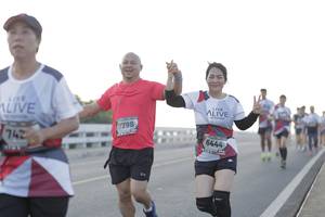 BIB: 7798, 742, 6444
                            <button type="button" onclick="openModal(6384887)" class="btn btn-primary btn-sm float-right btn-popup" data-toggle="modal" data-target=".modal-high-quality">
                        <i class="fas fa-shopping-cart"></i> Add to Cart
                    </button>
                                            <button type="button" onclick="isThisMe(6384887, true)" class="btn btn-success btn-sm float-right btn-popup btn-isme hidden" data-toggle="tooltip" data-placement="bottom" title="นี่คือรูปของคุณใช่ไหม คลิกที่นี่เพื่อเอาเข้าอัลบั้ม">
                        <i class="fas fa-plus"></i> Add to album
                    </button>
                    <button type="button" onclick="isThisMe(6384887, false)" class="btn btn-warning btn-sm float-right btn-popup btn-isnotme hidden">
                        <i class="fas fa-ban"></i> Remove from album
                    </button>