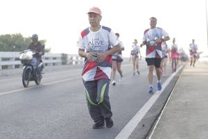 BIB: 
                            <button type="button" onclick="openModal(6377782)" class="btn btn-primary btn-sm float-right btn-popup" data-toggle="modal" data-target=".modal-high-quality">
                        <i class="fas fa-shopping-cart"></i> Add to Cart
                    </button>
                                            <button type="button" onclick="isThisMe(6377782, true)" class="btn btn-success btn-sm float-right btn-popup btn-isme hidden" data-toggle="tooltip" data-placement="bottom" title="นี่คือรูปของคุณใช่ไหม คลิกที่นี่เพื่อเอาเข้าอัลบั้ม">
                        <i class="fas fa-plus"></i> Add to album
                    </button>
                    <button type="button" onclick="isThisMe(6377782, false)" class="btn btn-warning btn-sm float-right btn-popup btn-isnotme hidden">
                        <i class="fas fa-ban"></i> Remove from album
                    </button>