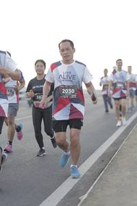 BIB: 118, 2030, 387
                            <button type="button" onclick="openModal(6381604)" class="btn btn-primary btn-sm float-right btn-popup" data-toggle="modal" data-target=".modal-high-quality">
                        <i class="fas fa-shopping-cart"></i> Add to Cart
                    </button>
                                            <button type="button" onclick="isThisMe(6381604, true)" class="btn btn-success btn-sm float-right btn-popup btn-isme hidden" data-toggle="tooltip" data-placement="bottom" title="นี่คือรูปของคุณใช่ไหม คลิกที่นี่เพื่อเอาเข้าอัลบั้ม">
                        <i class="fas fa-plus"></i> Add to album
                    </button>
                    <button type="button" onclick="isThisMe(6381604, false)" class="btn btn-warning btn-sm float-right btn-popup btn-isnotme hidden">
                        <i class="fas fa-ban"></i> Remove from album
                    </button>