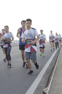 BIB: 330, 6149
                            <button type="button" onclick="openModal(6384916)" class="btn btn-primary btn-sm float-right btn-popup" data-toggle="modal" data-target=".modal-high-quality">
                        <i class="fas fa-shopping-cart"></i> Add to Cart
                    </button>
                                            <button type="button" onclick="isThisMe(6384916, true)" class="btn btn-success btn-sm float-right btn-popup btn-isme hidden" data-toggle="tooltip" data-placement="bottom" title="นี่คือรูปของคุณใช่ไหม คลิกที่นี่เพื่อเอาเข้าอัลบั้ม">
                        <i class="fas fa-plus"></i> Add to album
                    </button>
                    <button type="button" onclick="isThisMe(6384916, false)" class="btn btn-warning btn-sm float-right btn-popup btn-isnotme hidden">
                        <i class="fas fa-ban"></i> Remove from album
                    </button>