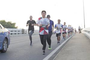 BIB: 6945
                            <button type="button" onclick="openModal(6381482)" class="btn btn-primary btn-sm float-right btn-popup" data-toggle="modal" data-target=".modal-high-quality">
                        <i class="fas fa-shopping-cart"></i> Add to Cart
                    </button>
                                            <button type="button" onclick="isThisMe(6381482, true)" class="btn btn-success btn-sm float-right btn-popup btn-isme hidden" data-toggle="tooltip" data-placement="bottom" title="นี่คือรูปของคุณใช่ไหม คลิกที่นี่เพื่อเอาเข้าอัลบั้ม">
                        <i class="fas fa-plus"></i> Add to album
                    </button>
                    <button type="button" onclick="isThisMe(6381482, false)" class="btn btn-warning btn-sm float-right btn-popup btn-isnotme hidden">
                        <i class="fas fa-ban"></i> Remove from album
                    </button>