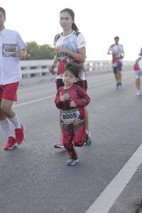 BIB: 6662, 6734, 8005
                            <button type="button" onclick="openModal(6378066)" class="btn btn-primary btn-sm float-right btn-popup" data-toggle="modal" data-target=".modal-high-quality">
                        <i class="fas fa-shopping-cart"></i> Add to Cart
                    </button>
                                            <button type="button" onclick="isThisMe(6378066, true)" class="btn btn-success btn-sm float-right btn-popup btn-isme hidden" data-toggle="tooltip" data-placement="bottom" title="นี่คือรูปของคุณใช่ไหม คลิกที่นี่เพื่อเอาเข้าอัลบั้ม">
                        <i class="fas fa-plus"></i> Add to album
                    </button>
                    <button type="button" onclick="isThisMe(6378066, false)" class="btn btn-warning btn-sm float-right btn-popup btn-isnotme hidden">
                        <i class="fas fa-ban"></i> Remove from album
                    </button>