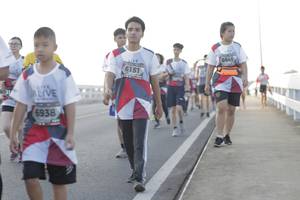 BIB: 6845, 6151, 6938
                            <button type="button" onclick="openModal(6387360)" class="btn btn-primary btn-sm float-right btn-popup" data-toggle="modal" data-target=".modal-high-quality">
                        <i class="fas fa-shopping-cart"></i> Add to Cart
                    </button>
                                            <button type="button" onclick="isThisMe(6387360, true)" class="btn btn-success btn-sm float-right btn-popup btn-isme hidden" data-toggle="tooltip" data-placement="bottom" title="นี่คือรูปของคุณใช่ไหม คลิกที่นี่เพื่อเอาเข้าอัลบั้ม">
                        <i class="fas fa-plus"></i> Add to album
                    </button>
                    <button type="button" onclick="isThisMe(6387360, false)" class="btn btn-warning btn-sm float-right btn-popup btn-isnotme hidden">
                        <i class="fas fa-ban"></i> Remove from album
                    </button>