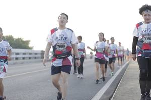 BIB: 796, 7699
                            <button type="button" onclick="openModal(6387254)" class="btn btn-primary btn-sm float-right btn-popup" data-toggle="modal" data-target=".modal-high-quality">
                        <i class="fas fa-shopping-cart"></i> Add to Cart
                    </button>
                                            <button type="button" onclick="isThisMe(6387254, true)" class="btn btn-success btn-sm float-right btn-popup btn-isme hidden" data-toggle="tooltip" data-placement="bottom" title="นี่คือรูปของคุณใช่ไหม คลิกที่นี่เพื่อเอาเข้าอัลบั้ม">
                        <i class="fas fa-plus"></i> Add to album
                    </button>
                    <button type="button" onclick="isThisMe(6387254, false)" class="btn btn-warning btn-sm float-right btn-popup btn-isnotme hidden">
                        <i class="fas fa-ban"></i> Remove from album
                    </button>