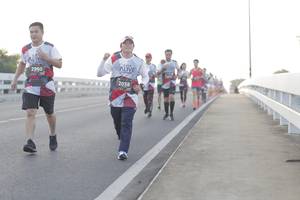 BIB: 2960, 2038
                            <button type="button" onclick="openModal(6381959)" class="btn btn-primary btn-sm float-right btn-popup" data-toggle="modal" data-target=".modal-high-quality">
                        <i class="fas fa-shopping-cart"></i> Add to Cart
                    </button>
                                            <button type="button" onclick="isThisMe(6381959, true)" class="btn btn-success btn-sm float-right btn-popup btn-isme hidden" data-toggle="tooltip" data-placement="bottom" title="นี่คือรูปของคุณใช่ไหม คลิกที่นี่เพื่อเอาเข้าอัลบั้ม">
                        <i class="fas fa-plus"></i> Add to album
                    </button>
                    <button type="button" onclick="isThisMe(6381959, false)" class="btn btn-warning btn-sm float-right btn-popup btn-isnotme hidden">
                        <i class="fas fa-ban"></i> Remove from album
                    </button>