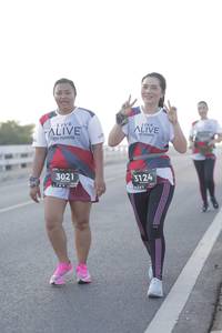 BIB: 3021, 3124
                            <button type="button" onclick="openModal(6378292)" class="btn btn-primary btn-sm float-right btn-popup" data-toggle="modal" data-target=".modal-high-quality">
                        <i class="fas fa-shopping-cart"></i> Add to Cart
                    </button>
                                            <button type="button" onclick="isThisMe(6378292, true)" class="btn btn-success btn-sm float-right btn-popup btn-isme hidden" data-toggle="tooltip" data-placement="bottom" title="นี่คือรูปของคุณใช่ไหม คลิกที่นี่เพื่อเอาเข้าอัลบั้ม">
                        <i class="fas fa-plus"></i> Add to album
                    </button>
                    <button type="button" onclick="isThisMe(6378292, false)" class="btn btn-warning btn-sm float-right btn-popup btn-isnotme hidden">
                        <i class="fas fa-ban"></i> Remove from album
                    </button>