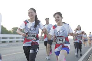 BIB: 6430, 6345
                            <button type="button" onclick="openModal(6377605)" class="btn btn-primary btn-sm float-right btn-popup" data-toggle="modal" data-target=".modal-high-quality">
                        <i class="fas fa-shopping-cart"></i> Add to Cart
                    </button>
                                            <button type="button" onclick="isThisMe(6377605, true)" class="btn btn-success btn-sm float-right btn-popup btn-isme hidden" data-toggle="tooltip" data-placement="bottom" title="นี่คือรูปของคุณใช่ไหม คลิกที่นี่เพื่อเอาเข้าอัลบั้ม">
                        <i class="fas fa-plus"></i> Add to album
                    </button>
                    <button type="button" onclick="isThisMe(6377605, false)" class="btn btn-warning btn-sm float-right btn-popup btn-isnotme hidden">
                        <i class="fas fa-ban"></i> Remove from album
                    </button>