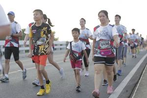 BIB: 555, 6490
                            <button type="button" onclick="openModal(6384940)" class="btn btn-primary btn-sm float-right btn-popup" data-toggle="modal" data-target=".modal-high-quality">
                        <i class="fas fa-shopping-cart"></i> Add to Cart
                    </button>
                                            <button type="button" onclick="isThisMe(6384940, true)" class="btn btn-success btn-sm float-right btn-popup btn-isme hidden" data-toggle="tooltip" data-placement="bottom" title="นี่คือรูปของคุณใช่ไหม คลิกที่นี่เพื่อเอาเข้าอัลบั้ม">
                        <i class="fas fa-plus"></i> Add to album
                    </button>
                    <button type="button" onclick="isThisMe(6384940, false)" class="btn btn-warning btn-sm float-right btn-popup btn-isnotme hidden">
                        <i class="fas fa-ban"></i> Remove from album
                    </button>