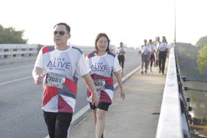 BIB: 7081, 526
                            <button type="button" onclick="openModal(6378632)" class="btn btn-primary btn-sm float-right btn-popup" data-toggle="modal" data-target=".modal-high-quality">
                        <i class="fas fa-shopping-cart"></i> Add to Cart
                    </button>
                                            <button type="button" onclick="isThisMe(6378632, true)" class="btn btn-success btn-sm float-right btn-popup btn-isme hidden" data-toggle="tooltip" data-placement="bottom" title="นี่คือรูปของคุณใช่ไหม คลิกที่นี่เพื่อเอาเข้าอัลบั้ม">
                        <i class="fas fa-plus"></i> Add to album
                    </button>
                    <button type="button" onclick="isThisMe(6378632, false)" class="btn btn-warning btn-sm float-right btn-popup btn-isnotme hidden">
                        <i class="fas fa-ban"></i> Remove from album
                    </button>