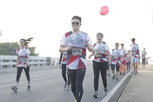 BIB: 6119, 7388, 715, 7144
                            <button type="button" onclick="openModal(6387452)" class="btn btn-primary btn-sm float-right btn-popup" data-toggle="modal" data-target=".modal-high-quality">
                        <i class="fas fa-shopping-cart"></i> Add to Cart
                    </button>
                                            <button type="button" onclick="isThisMe(6387452, true)" class="btn btn-success btn-sm float-right btn-popup btn-isme hidden" data-toggle="tooltip" data-placement="bottom" title="นี่คือรูปของคุณใช่ไหม คลิกที่นี่เพื่อเอาเข้าอัลบั้ม">
                        <i class="fas fa-plus"></i> Add to album
                    </button>
                    <button type="button" onclick="isThisMe(6387452, false)" class="btn btn-warning btn-sm float-right btn-popup btn-isnotme hidden">
                        <i class="fas fa-ban"></i> Remove from album
                    </button>