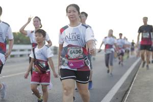 BIB: 6490
                            <button type="button" onclick="openModal(6384950)" class="btn btn-primary btn-sm float-right btn-popup" data-toggle="modal" data-target=".modal-high-quality">
                        <i class="fas fa-shopping-cart"></i> Add to Cart
                    </button>
                                            <button type="button" onclick="isThisMe(6384950, true)" class="btn btn-success btn-sm float-right btn-popup btn-isme hidden" data-toggle="tooltip" data-placement="bottom" title="นี่คือรูปของคุณใช่ไหม คลิกที่นี่เพื่อเอาเข้าอัลบั้ม">
                        <i class="fas fa-plus"></i> Add to album
                    </button>
                    <button type="button" onclick="isThisMe(6384950, false)" class="btn btn-warning btn-sm float-right btn-popup btn-isnotme hidden">
                        <i class="fas fa-ban"></i> Remove from album
                    </button>