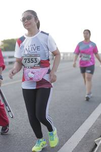 BIB: 7353
                            <button type="button" onclick="openModal(6378052)" class="btn btn-primary btn-sm float-right btn-popup" data-toggle="modal" data-target=".modal-high-quality">
                        <i class="fas fa-shopping-cart"></i> Add to Cart
                    </button>
                                            <button type="button" onclick="isThisMe(6378052, true)" class="btn btn-success btn-sm float-right btn-popup btn-isme hidden" data-toggle="tooltip" data-placement="bottom" title="นี่คือรูปของคุณใช่ไหม คลิกที่นี่เพื่อเอาเข้าอัลบั้ม">
                        <i class="fas fa-plus"></i> Add to album
                    </button>
                    <button type="button" onclick="isThisMe(6378052, false)" class="btn btn-warning btn-sm float-right btn-popup btn-isnotme hidden">
                        <i class="fas fa-ban"></i> Remove from album
                    </button>