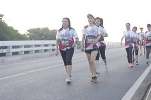 BIB: 3117, 2917
                            <button type="button" onclick="openModal(6377802)" class="btn btn-primary btn-sm float-right btn-popup" data-toggle="modal" data-target=".modal-high-quality">
                        <i class="fas fa-shopping-cart"></i> Add to Cart
                    </button>
                                            <button type="button" onclick="isThisMe(6377802, true)" class="btn btn-success btn-sm float-right btn-popup btn-isme hidden" data-toggle="tooltip" data-placement="bottom" title="นี่คือรูปของคุณใช่ไหม คลิกที่นี่เพื่อเอาเข้าอัลบั้ม">
                        <i class="fas fa-plus"></i> Add to album
                    </button>
                    <button type="button" onclick="isThisMe(6377802, false)" class="btn btn-warning btn-sm float-right btn-popup btn-isnotme hidden">
                        <i class="fas fa-ban"></i> Remove from album
                    </button>