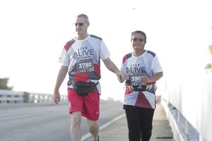 BIB: 3780, 390
                            <button type="button" onclick="openModal(6378606)" class="btn btn-primary btn-sm float-right btn-popup" data-toggle="modal" data-target=".modal-high-quality">
                        <i class="fas fa-shopping-cart"></i> Add to Cart
                    </button>
                                            <button type="button" onclick="isThisMe(6378606, true)" class="btn btn-success btn-sm float-right btn-popup btn-isme hidden" data-toggle="tooltip" data-placement="bottom" title="นี่คือรูปของคุณใช่ไหม คลิกที่นี่เพื่อเอาเข้าอัลบั้ม">
                        <i class="fas fa-plus"></i> Add to album
                    </button>
                    <button type="button" onclick="isThisMe(6378606, false)" class="btn btn-warning btn-sm float-right btn-popup btn-isnotme hidden">
                        <i class="fas fa-ban"></i> Remove from album
                    </button>