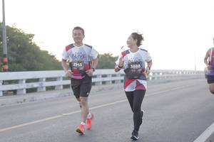 BIB: 2945, 3888
                            <button type="button" onclick="openModal(6382116)" class="btn btn-primary btn-sm float-right btn-popup" data-toggle="modal" data-target=".modal-high-quality">
                        <i class="fas fa-shopping-cart"></i> Add to Cart
                    </button>
                                            <button type="button" onclick="isThisMe(6382116, true)" class="btn btn-success btn-sm float-right btn-popup btn-isme hidden" data-toggle="tooltip" data-placement="bottom" title="นี่คือรูปของคุณใช่ไหม คลิกที่นี่เพื่อเอาเข้าอัลบั้ม">
                        <i class="fas fa-plus"></i> Add to album
                    </button>
                    <button type="button" onclick="isThisMe(6382116, false)" class="btn btn-warning btn-sm float-right btn-popup btn-isnotme hidden">
                        <i class="fas fa-ban"></i> Remove from album
                    </button>