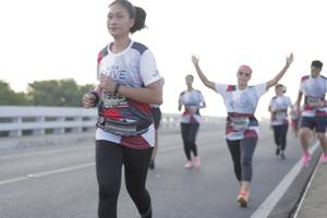 BIB: 798, 7439
                            <button type="button" onclick="openModal(6385005)" class="btn btn-primary btn-sm float-right btn-popup" data-toggle="modal" data-target=".modal-high-quality">
                        <i class="fas fa-shopping-cart"></i> Add to Cart
                    </button>
                                            <button type="button" onclick="isThisMe(6385005, true)" class="btn btn-success btn-sm float-right btn-popup btn-isme hidden" data-toggle="tooltip" data-placement="bottom" title="นี่คือรูปของคุณใช่ไหม คลิกที่นี่เพื่อเอาเข้าอัลบั้ม">
                        <i class="fas fa-plus"></i> Add to album
                    </button>
                    <button type="button" onclick="isThisMe(6385005, false)" class="btn btn-warning btn-sm float-right btn-popup btn-isnotme hidden">
                        <i class="fas fa-ban"></i> Remove from album
                    </button>