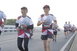 BIB: 6347
                            <button type="button" onclick="openModal(6386964)" class="btn btn-primary btn-sm float-right btn-popup" data-toggle="modal" data-target=".modal-high-quality">
                        <i class="fas fa-shopping-cart"></i> Add to Cart
                    </button>
                                            <button type="button" onclick="isThisMe(6386964, true)" class="btn btn-success btn-sm float-right btn-popup btn-isme hidden" data-toggle="tooltip" data-placement="bottom" title="นี่คือรูปของคุณใช่ไหม คลิกที่นี่เพื่อเอาเข้าอัลบั้ม">
                        <i class="fas fa-plus"></i> Add to album
                    </button>
                    <button type="button" onclick="isThisMe(6386964, false)" class="btn btn-warning btn-sm float-right btn-popup btn-isnotme hidden">
                        <i class="fas fa-ban"></i> Remove from album
                    </button>